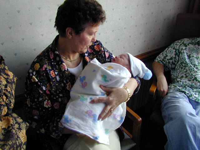 25280055.JPG, 5/28/02, 57 kB