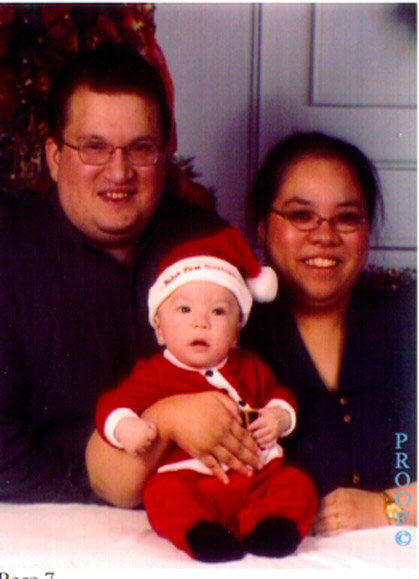 xmasfam.jpg, 11/22/02, 65 kB